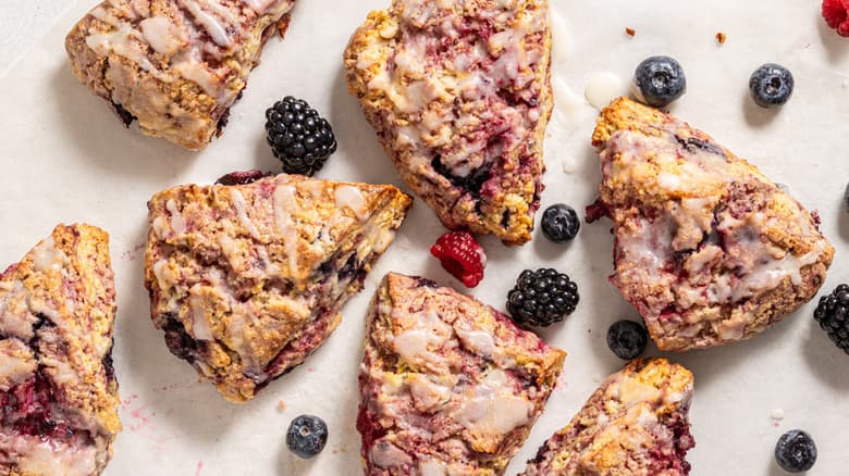 mixed-berry-scones-recipe-17045