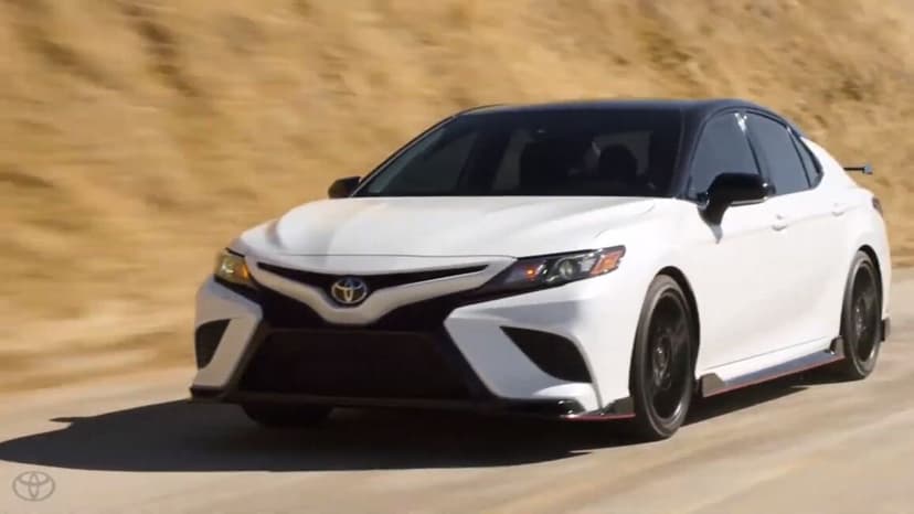 toyota-camry-2020-3000 001